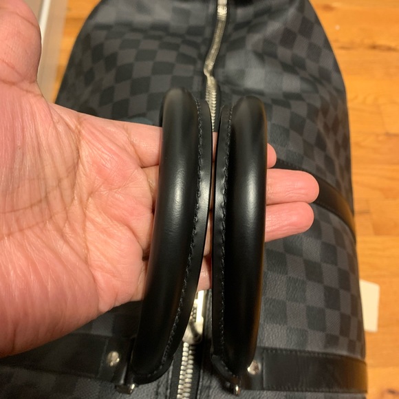 Authentic Louis Vuitton Keepall 55 Bando Damier Graphite - Picture 4 of 16